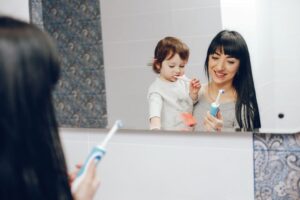 Learn how to brush a toddler's teeth with this helpful guide.